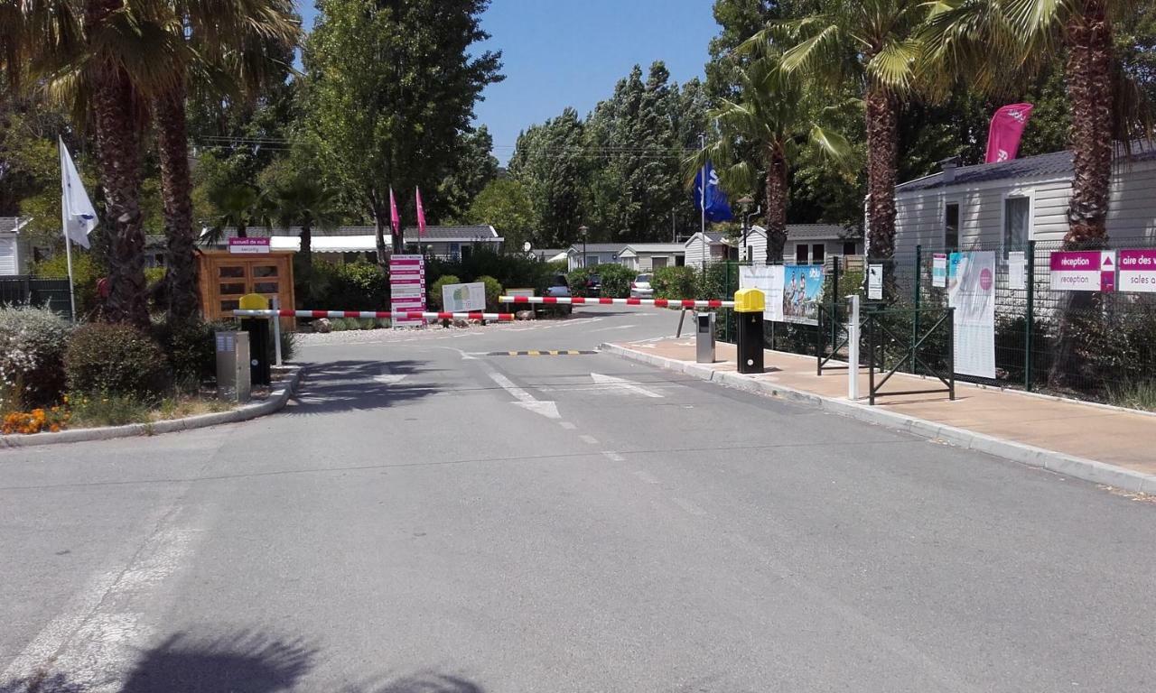 Mobile Home Service Hotelier Fréjus المظهر الخارجي الصورة