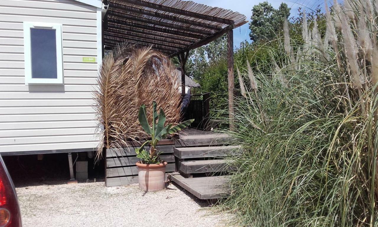 Mobile Home Service Hotelier Fréjus المظهر الخارجي الصورة